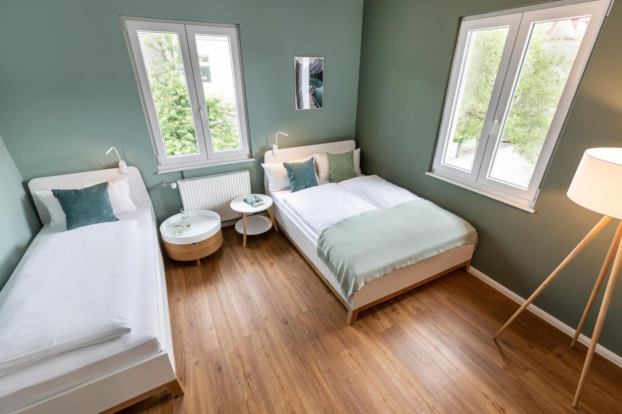 Primera Zimmer Mit Gemeinschaftsbad Singen Luaran gambar